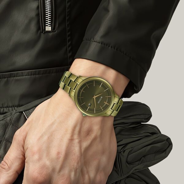 Titan 90142QM03 Men’s Quartz Analog Watch with Green Dial & Stainless-Steel Strap