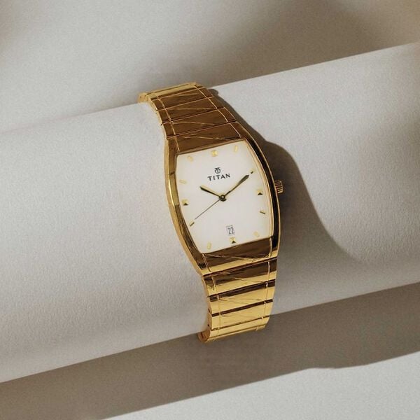 Titan 9315YM01 Men’s White-Dial Analog Watch with Gold Stainless Steel Strap