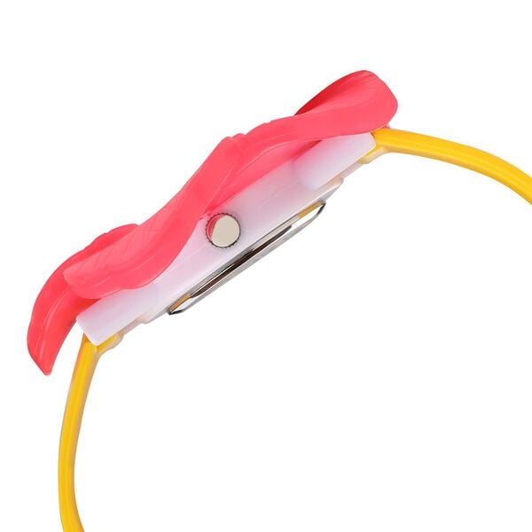 Zoop C4006PP05 Disney Princess Quartz Analog White Dial Multicolour Plastic Strap Kids Watch