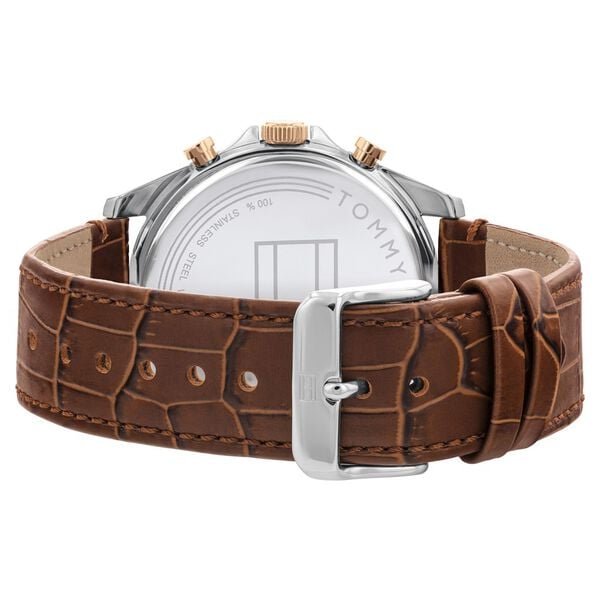 Tommy Hilfiger TH1710450 Men Analog Quartz Round Dial Brown Leather Strap Watch