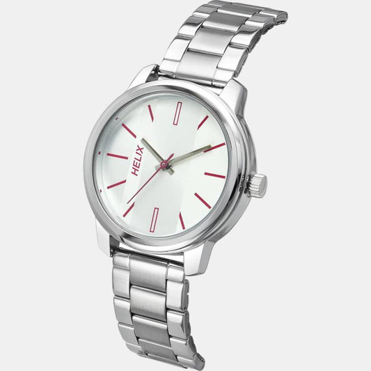 Timex TW048HL05 Analog Quartz Watch for Women – Silver Dial, Silver Bracelet