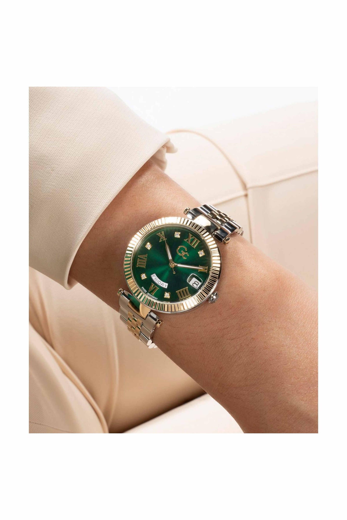 Gc Z01019L9MF Flair Mid Size Women's Swiss Made Green Analog Watch