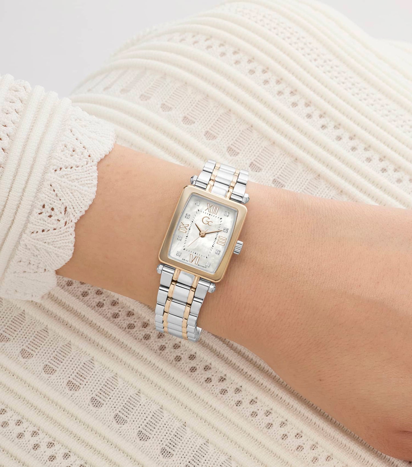 Gc Z71001L1 Plaza Mini Women's Swiss Made Mother of Pearl Analog Watch